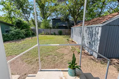 703 E 47th Street, Austin, TX 78751 - Photo 31