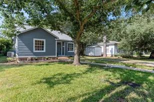 703 E 47th St, Austin, TX 78751 - Photo 3