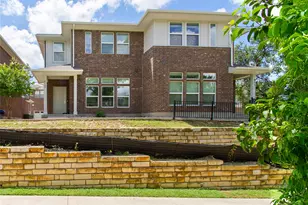 605 W South St St, Leander, TX 78641 - Photo 3