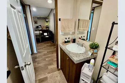 128 Ciervo Street, Cedar Creek, TX 78612 - Photo 25