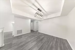 10900 Crown Colony Dr, Austin, TX 78747 - Photo 9