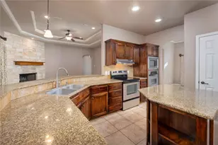 455 Rose Blossom Loop, La Vernia, TX 78121 - Photo 7