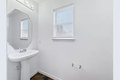 9215 Rowlands Sayle Road, Austin, TX 78744 - Photo 5