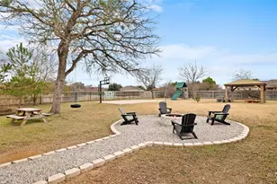 106 Fallow Way, Bastrop, TX 78602 - Photo 35