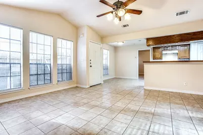 8811 Clearbrook Trail, Austin, TX 78729 - Photo 7