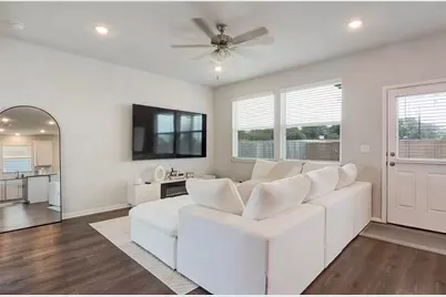 6554 Marsh Lane, Buda, TX 78610 - Photo 5