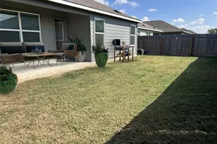 341 Escondido Cir, San Marcos, TX 78666 - Photo 7