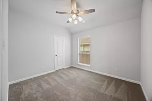 201 Banyon Dr, Liberty Hill, TX 78642 - Photo 11