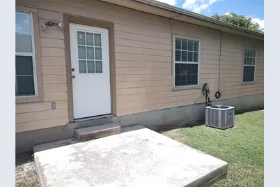 2206 S Bagdad Road #B, Leander, TX 78641 - Photo 11