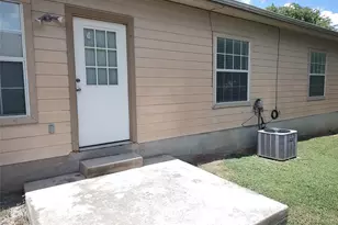2206 S Bagdad Rd, Leander, TX 78641 - Photo 11