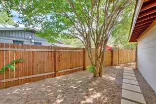 5701 Westminster Dr, Austin, TX 78723 - Photo 23