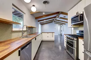 5701 Westminster Dr, Austin, TX 78723 - Photo 11