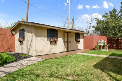 1302 Meadows Drive, Round Rock, TX 78681 - Photo 25