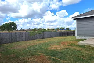 1522 Colton Ln, Lockhart, TX 78644 - Photo 13