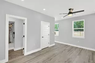 7204 Meador Ave, Austin, TX 78752 - Photo 23