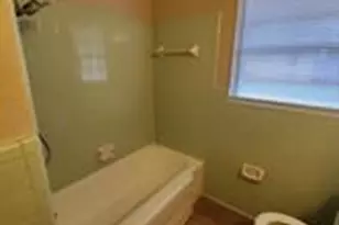 8211 Burrell Dr, Austin, TX 78757 - Photo 19