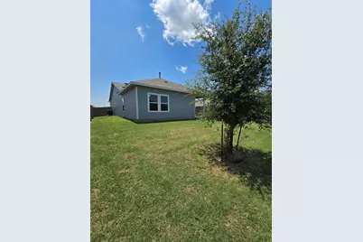 124 Edward R Gaytan Street, San Marcos, TX 78666 - Photo 11
