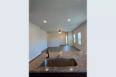 124 Edward R Gaytan Street, San Marcos, TX 78666 - Photo 5