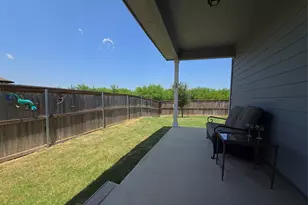 124 Edward R Gaytan St, San Marcos, TX 78666 - Photo 9