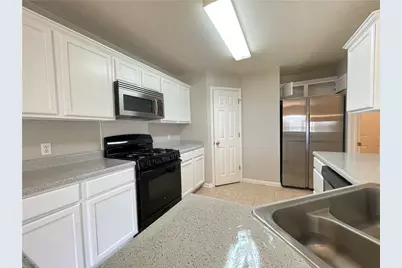 110 Cotton Creek Way, Hutto, TX 78634 - Photo 9