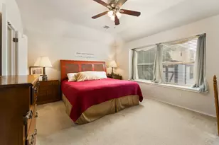 810 Hilltop Dr, Leander, TX 78641 - Photo 7