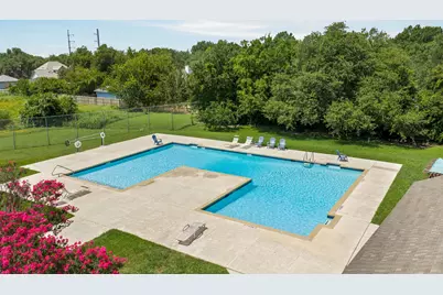 810 Hilltop Drive, Leander, TX 78641 - Photo 27