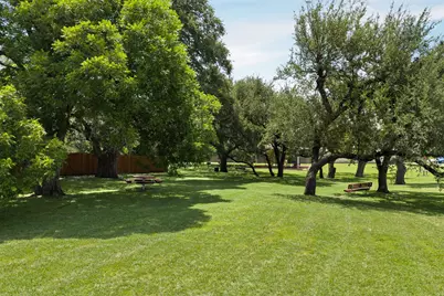 810 Hilltop Drive, Leander, TX 78641 - Photo 25