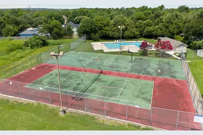 810 Hilltop Drive, Leander, TX 78641 - Photo 21