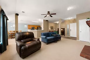810 Hilltop Dr, Leander, TX 78641 - Photo 13