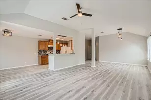 102 Evergreen Cir, Georgetown, TX 78626 - Photo 7