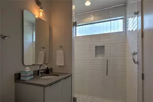 6005 Woodrow Ave, Austin, TX 78757 - Photo 27