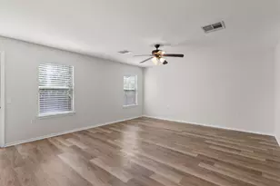 5825 Silver Screen Dr, Austin, TX 78747 - Photo 7