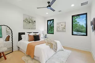 2711 Pegram Ave, Austin, TX 78757 - Photo 15