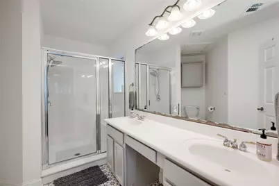1802 Village Oak Court, Austin, TX 78704 - Photo 23