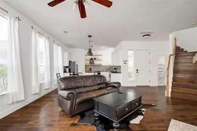 1802 Village Oak Court, Austin, TX 78704 - Photo 9