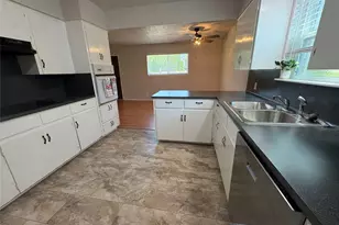 15304 Tacon Ln, Pflugerville, TX 78660 - Photo 11