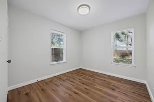 6211 Palm Cir, Austin, TX 78741 - Photo 17