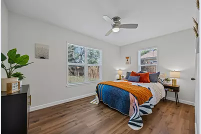 6211 Palm Circle, Austin, TX 78741 - Photo 9