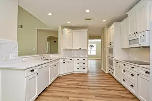2720 Loyaga Dr, Round Rock, TX 78681 - Photo 3