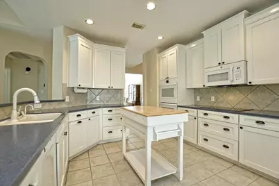 2720 Loyaga Drive, Round Rock, TX 78681 - Photo 3