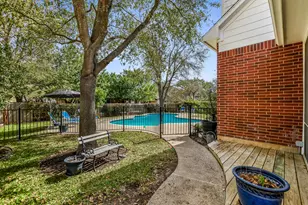 2720 Loyaga Dr, Round Rock, TX 78681 - Photo 35