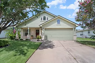 214 Jennifer Ln, Bastrop, TX 78602 - Photo 1