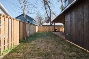 1000 Gullett St, Austin, TX 78702 - Photo 29