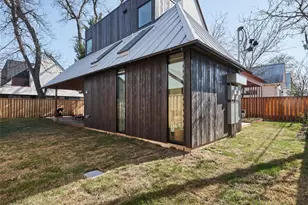 1000 Gullett St, Austin, TX 78702 - Photo 27