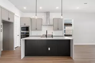 608 Leeland Dr, Liberty Hill, TX 78642 - Photo 15