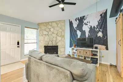 4307 1st Street S #101, Austin, TX 78745 - Photo 5
