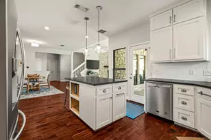 5205 Wheeler Branch Cir, Austin, TX 78749 - Photo 13