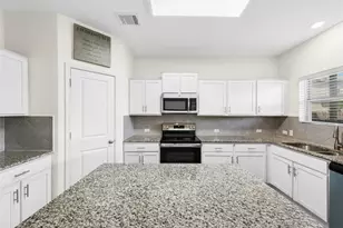 513 Circle Wy, Jarrell, TX 76537 - Photo 15