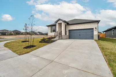 496 El Capitan Loop, Dripping Springs, TX 78620 - Photo 3