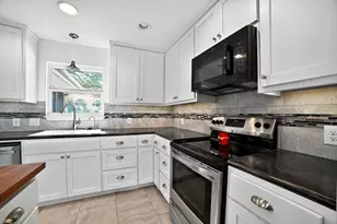 313 Starview Dr, Georgetown, TX 78628 - Photo 11